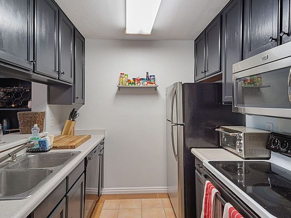 2nd image of 530 S 400 E APT 2410