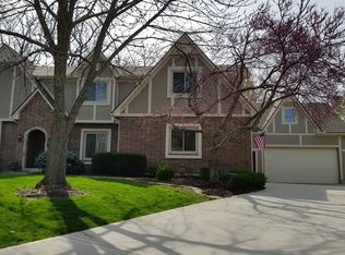 1404 NW Fox Rdg, Blue Springs, MO 64015