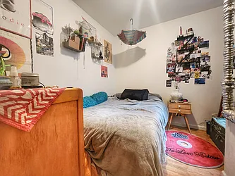 Rented by RELEASE NY