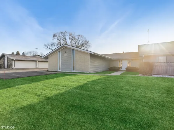 4913 W Oakwood Dr APT C, McHenry, IL 60050