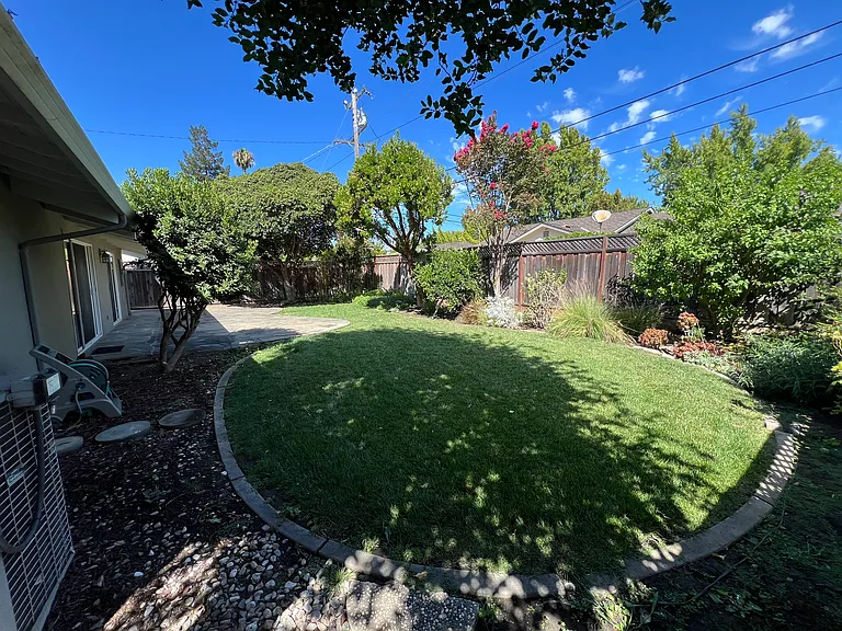 1305 Avalon Dr — Photo 20