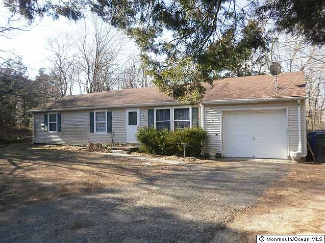 1st image of 682 Clifton Ave