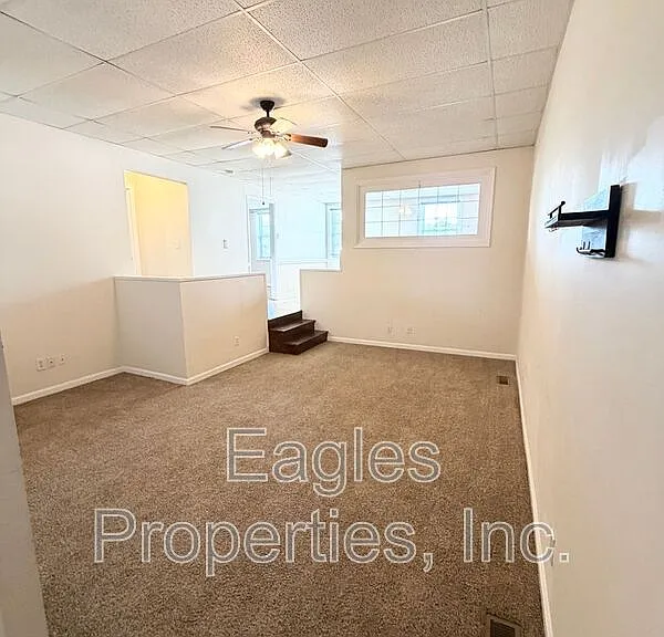 103 N Center St — Photo 13