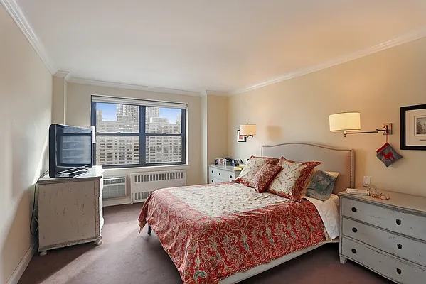 Sold by Corcoran | media 4