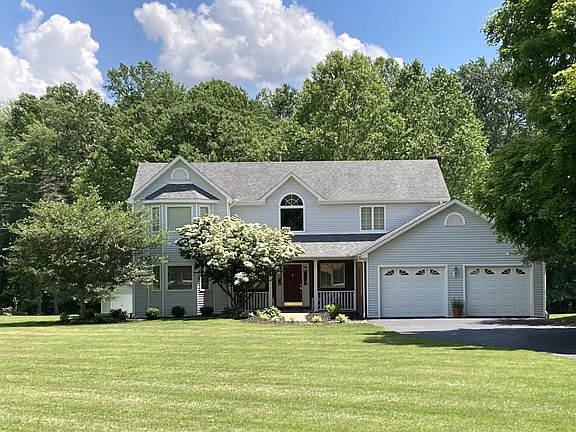 2nd image of 110 Brentlawn Dr