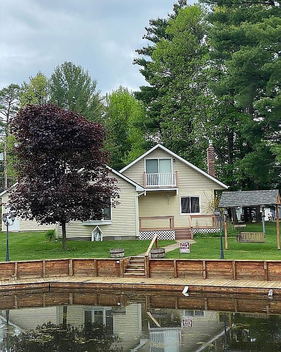 1st image of 1920 Mallard Ln