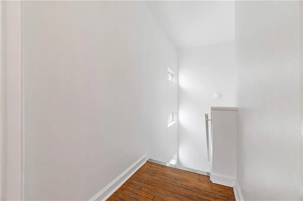 2 bed, 1000 sqft, $1,700 — Photo 4