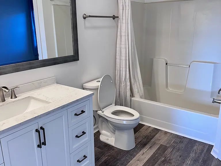16 Fountain Dr #16 — Photo 4