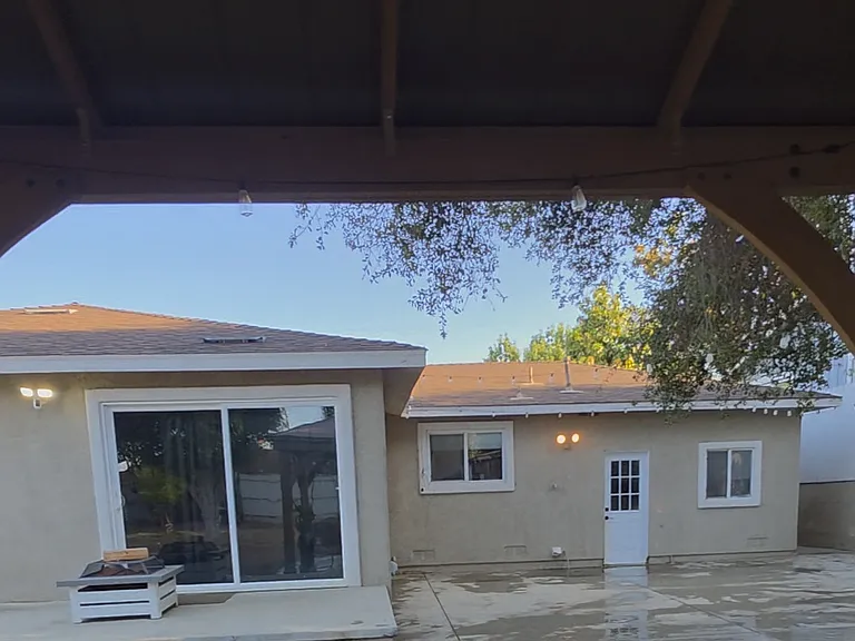 215 Almond St — Photo 33