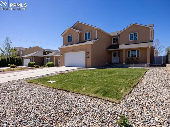 4779 Goldfinch Ct, Pueblo, CO 81008