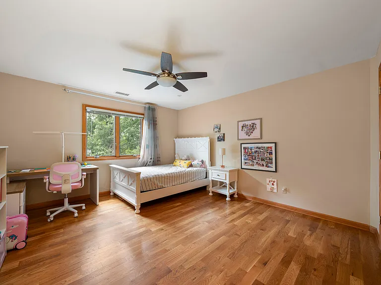 325 Cooper Pl — Photo 22