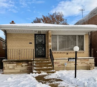 9715 S Wentworth Ave, Chicago, IL, 60628