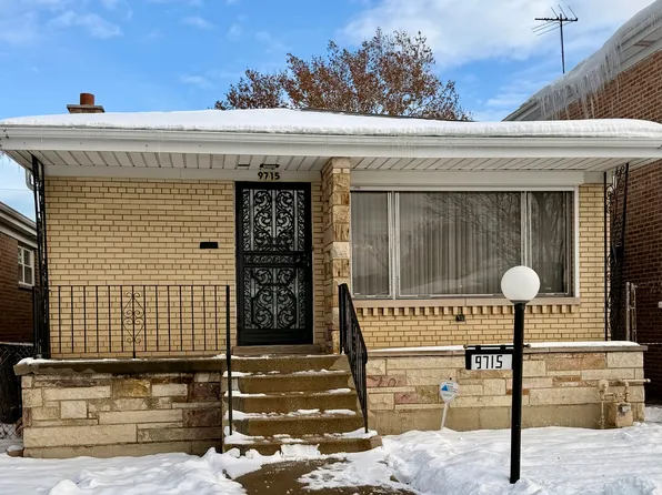 9715 S Wentworth Ave, Chicago, IL 60628