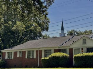 440 Elmhurst Rd, Charlotte, NC 28209