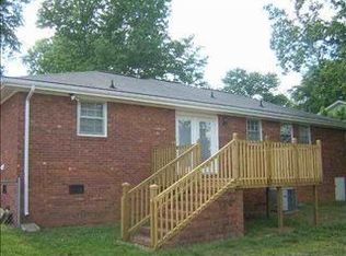 230 Ferndale Dr, Boiling Springs, SC 29316