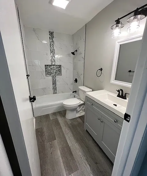 847-847 S Lake Park Ave #24E — Photo 6