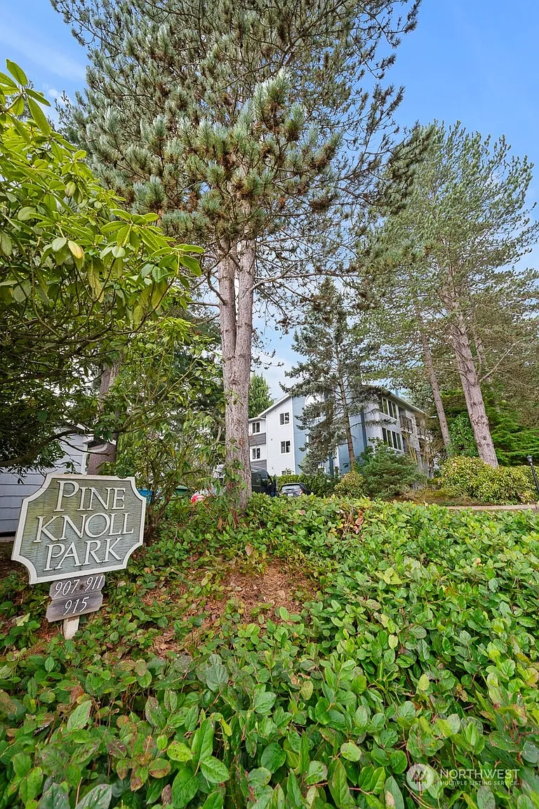 907 N 163rd Street #A11 photo 1