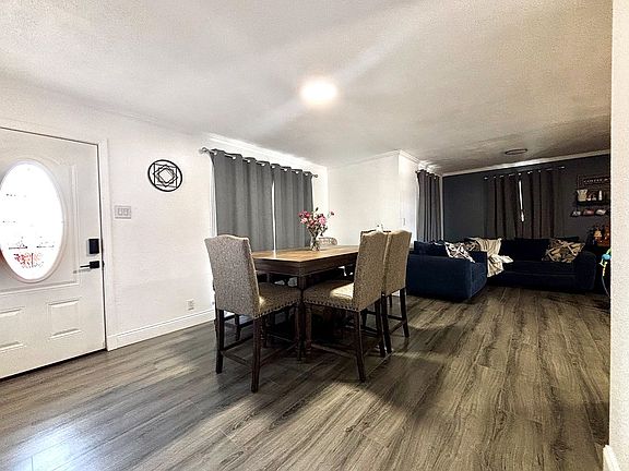 5th image of 507 SW 9th St