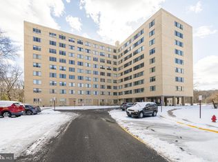 6631 Wakefield Dr APT 513B, Alexandria, VA 22307
