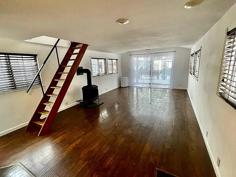 1 bed, 1000 sqft, $1,675 — Photo 3