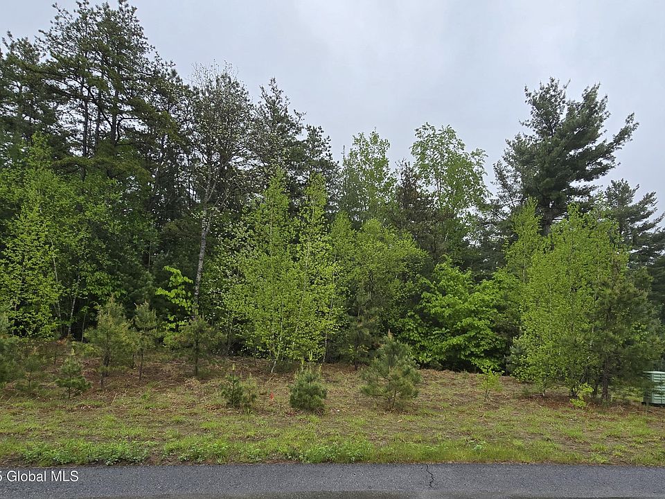 2nd image of 37 Morgans Way