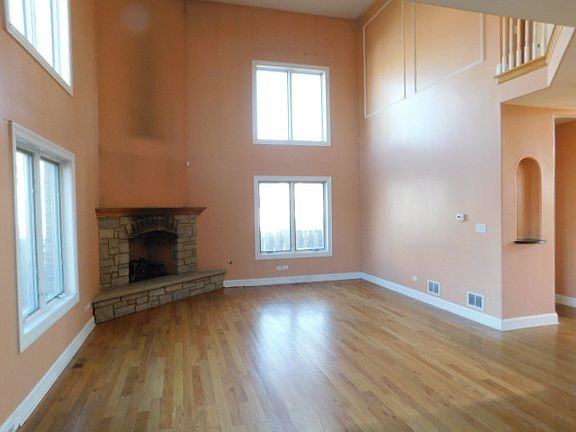 2nd image of 9406 Greenwood Dr