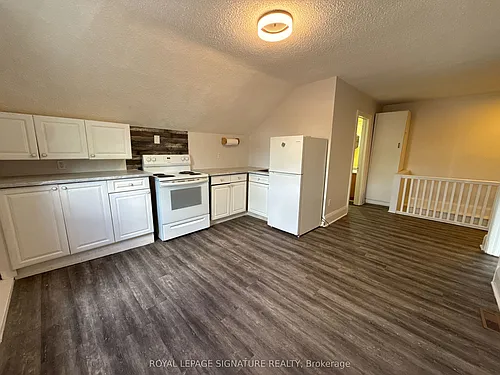 81 Coulter Ave Photo 1
