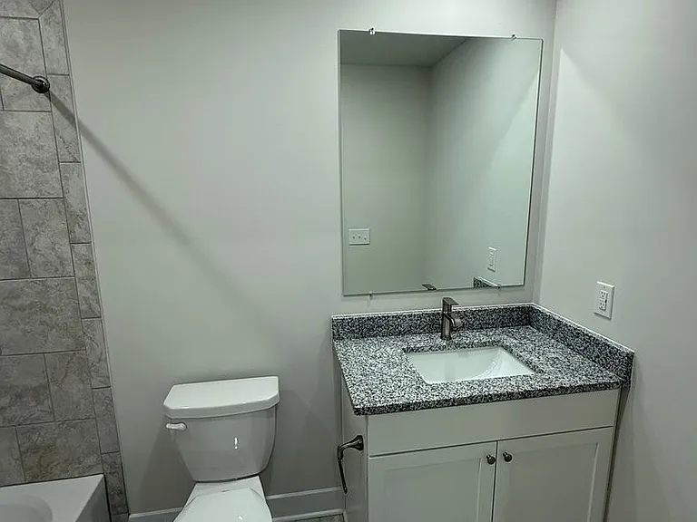 2102 Winterberry Ln — Photo 14