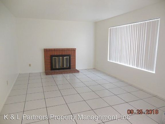 2nd image of 11285 Camarosa Cir