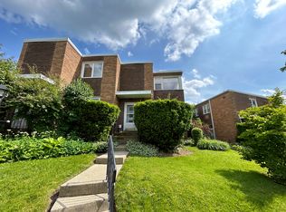 1986 Sheridan Rd #1, Highland Park, IL 60035