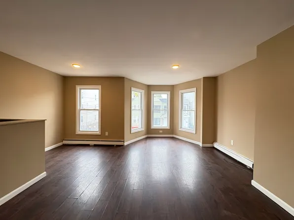 622 Bramhall Avenue image 5 of 7