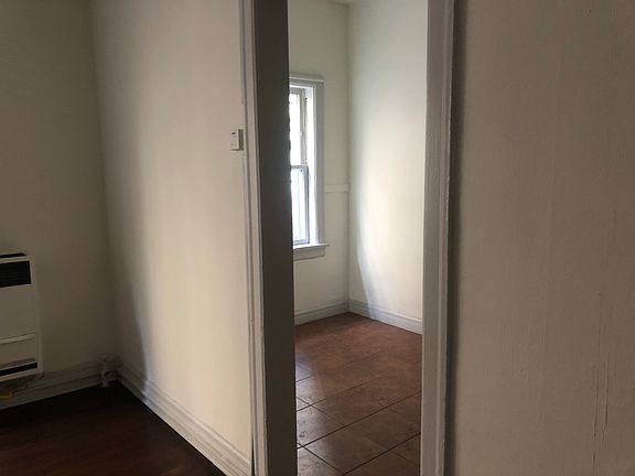 4th image of 335 S Rampart Blvd #109