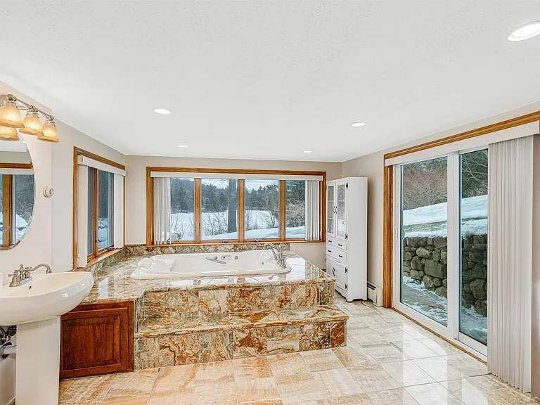 19 Quimby Ct — Photo 9