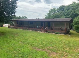 230 Dusty Rd, Taylorsville, NC 28681