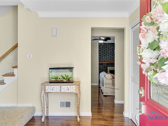 5th image of 1048 Westbrook Dr