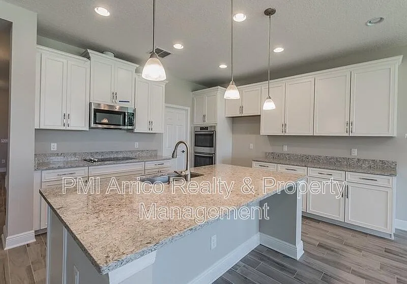 Building Photo - 10442 Arbor Groves Pl