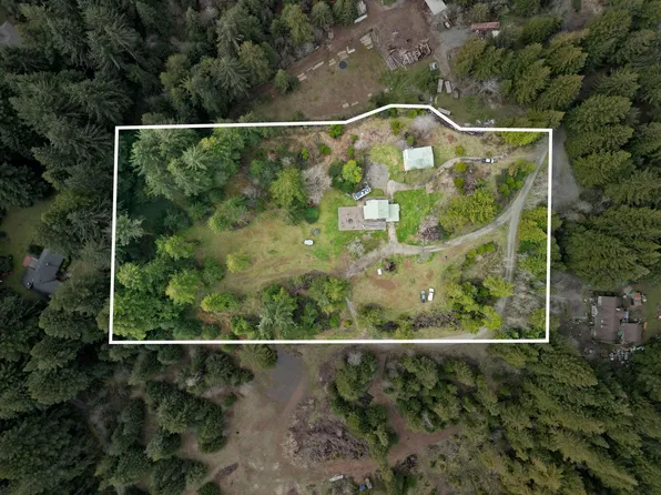 195 Old Wagon Rd, Crescent City, CA 95531