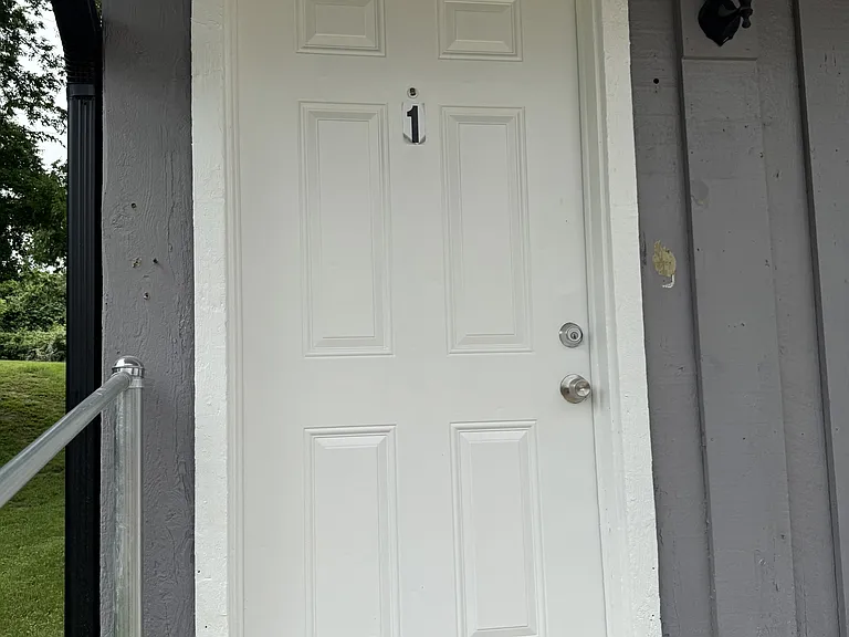 2826 Cedar Cir #1 — Photo 2