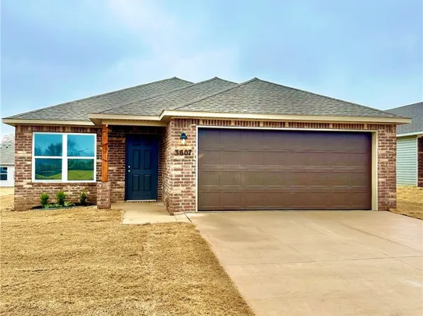 3607 N Scarlet Ln, Siloam Springs, AR 72761