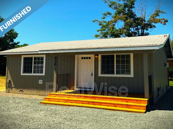 926 1/2 SW Greenwood Ave, Grants Pass, OR 97526