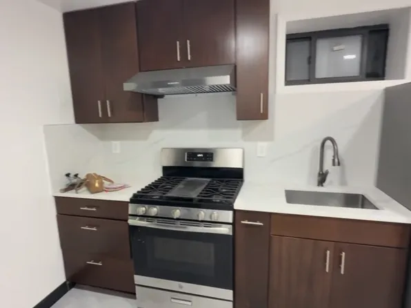 13 Bay 8th St #1, Brooklyn, NY 11228