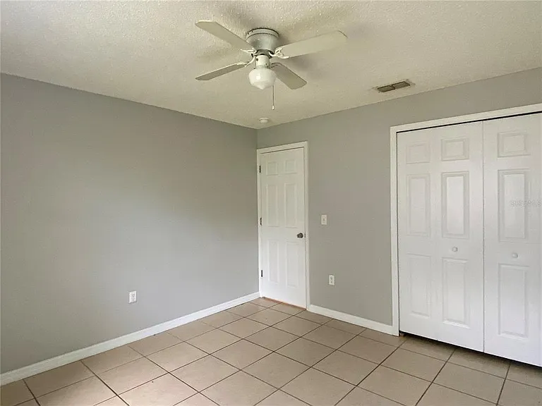 118 Eaton St #4 — Photo 11