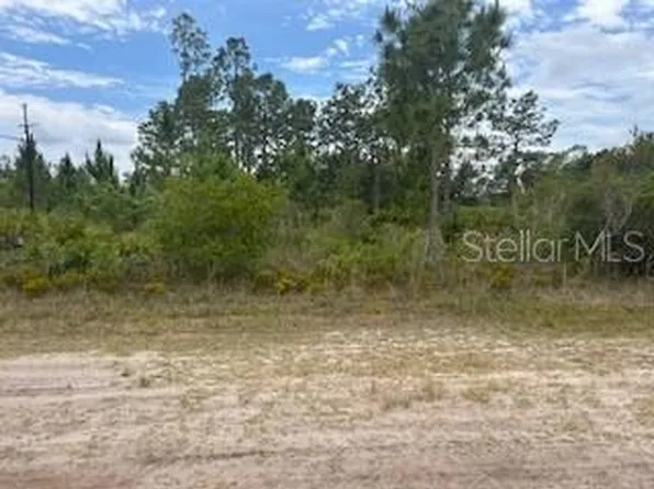 417 Magnolia Dr #16, Indian Lake Estates, FL 33855