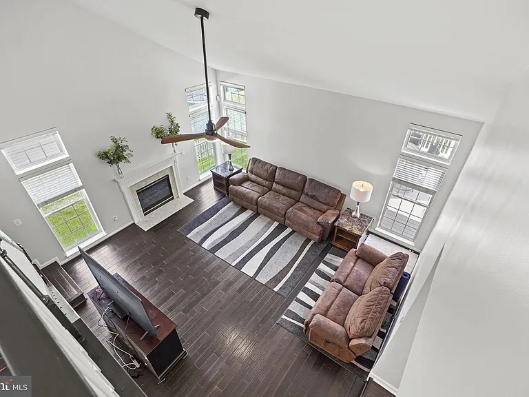 6032 Gholson Bridge Ct — Photo 32