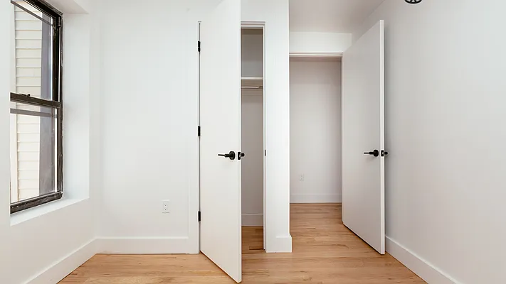 Rented by Nooklyn NYC LLC | media 26