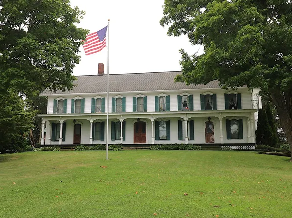 5144 State Route 113, Bellevue, OH 44811