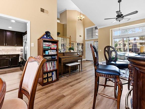 5th image of 5101 Homeland Ct