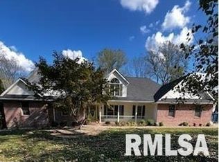 7082 State Route 152 Hwy, Du Quoin, IL 62832