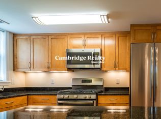 176 Thornton Rd #T, Chestnut Hill, MA 02467