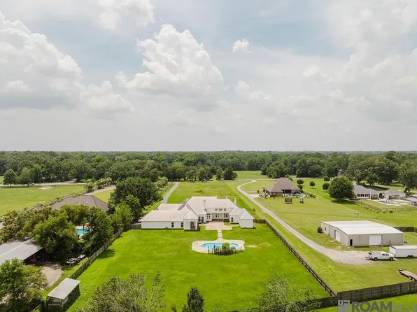 25640 4-h Club Rd, Denham Springs, LA 70726